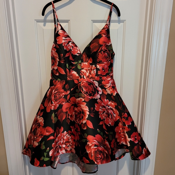 B. Smart Dresses & Skirts - B. Smart Gorgeous Floral High Low Dress